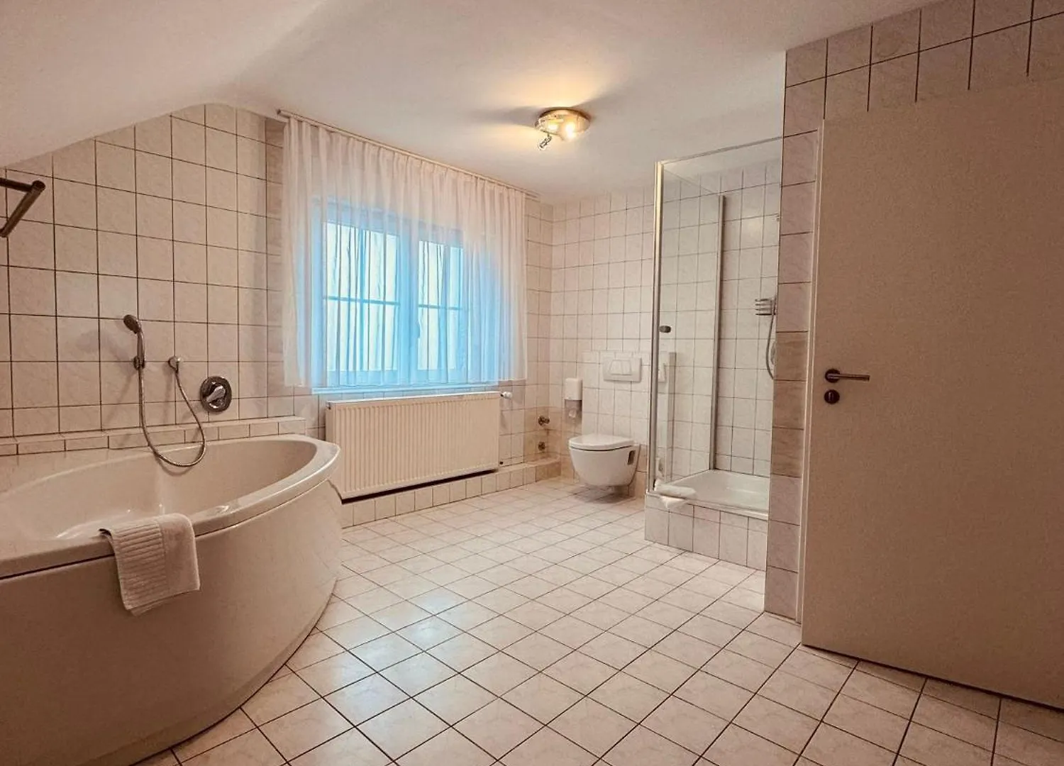 *** Hotel Das Haus Am See Sinzheim Germany